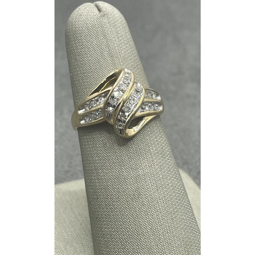 10K Yellow Gold Double Row Swirl W/ Diamonds Ring (27088)